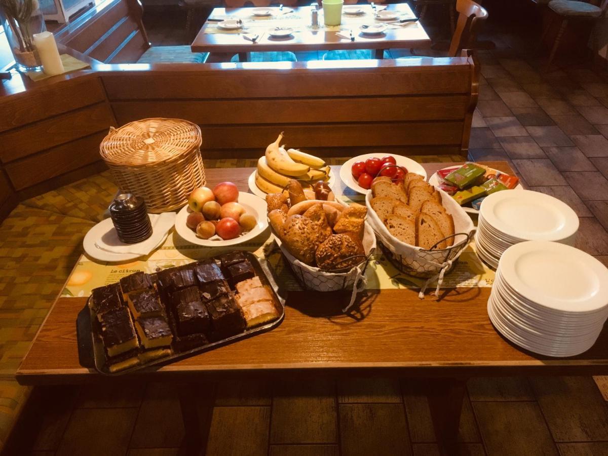 Zum Goldenen Adler Hotel Pfarrweisach Luaran gambar